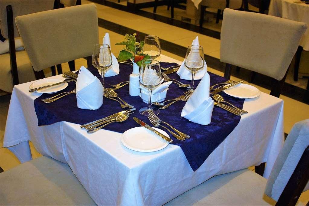 大西洋贝斯特韦斯特plus酒店 Sekondi-Takoradi 餐厅 照片